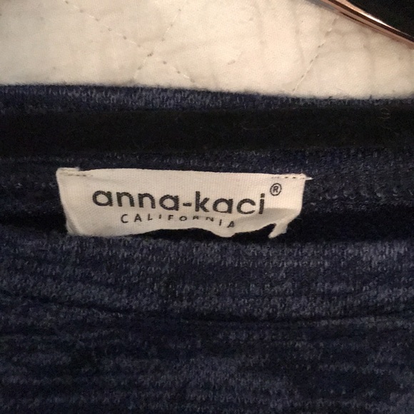 Sweatshirt Dress - Picture 4 of 6